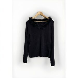 Chico's BLACK Size Medium Sweater Scooped Neck Pullover Feather Neckline Trim